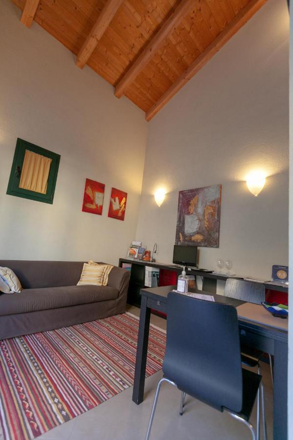 Al Centro Del Borgo Leilighet Guarene Eksteriør bilde